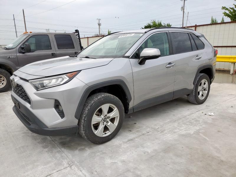 TOYOTA RAV4 XLE 2021
