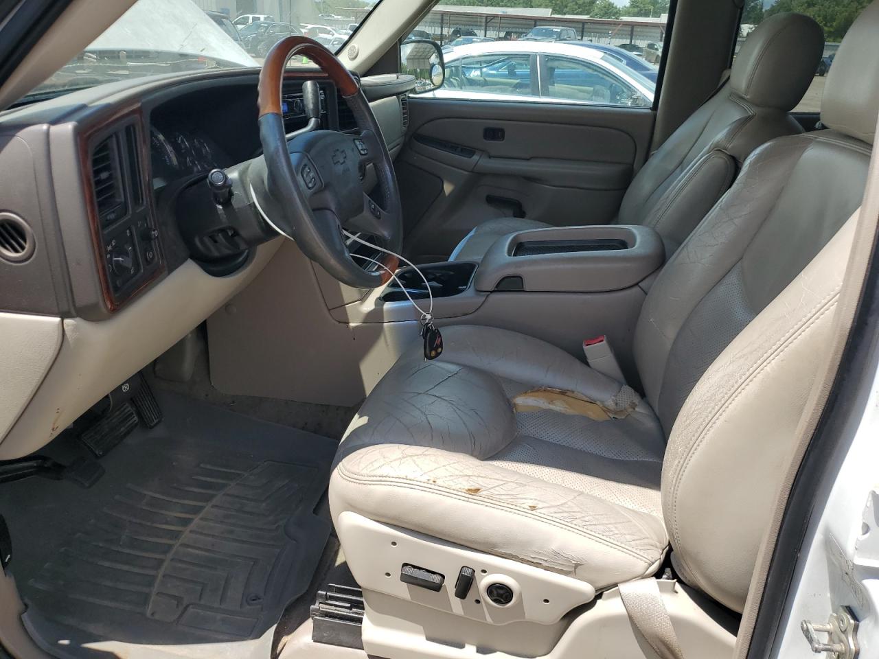 2004 Chevrolet Tahoe C1500 VIN: 1GNEC13V14J296616 Lot: 65221155