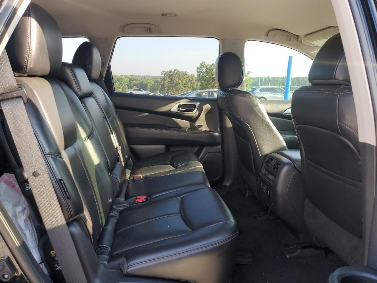 2018 Nissan Pathfinder S VIN: 5N1DR2MNXJC646036 Lot: 63920175