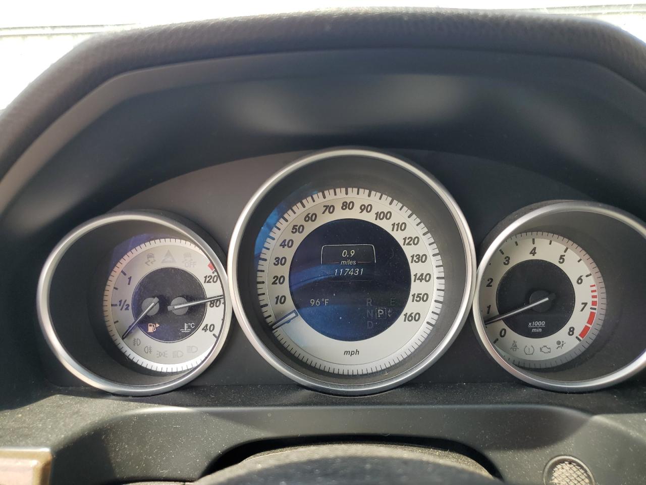 2016 Mercedes-Benz E 350 VIN: WDDHF5KB5GB263800 Lot: 64380815