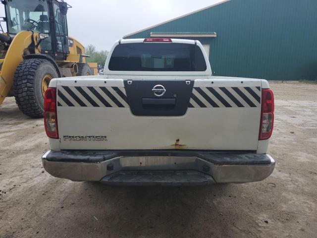 Pickups NISSAN FRONTIER 2014 Biały