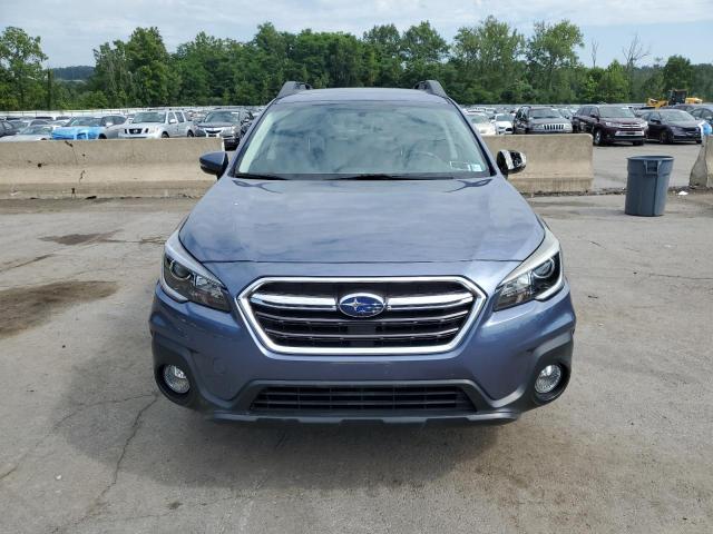  SUBARU OUTBACK 2018 Blue