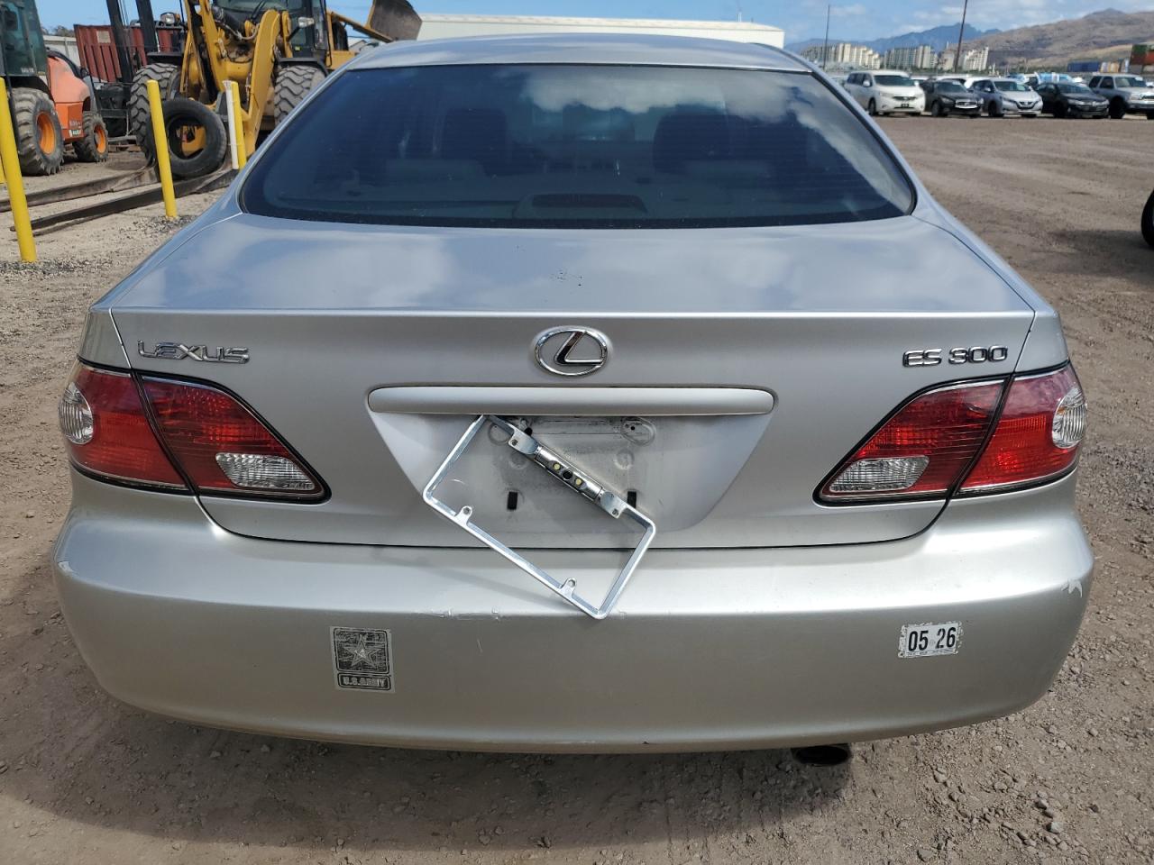 2002 Lexus Es 300 VIN: JTHBF30G525022053 Lot: 64832055