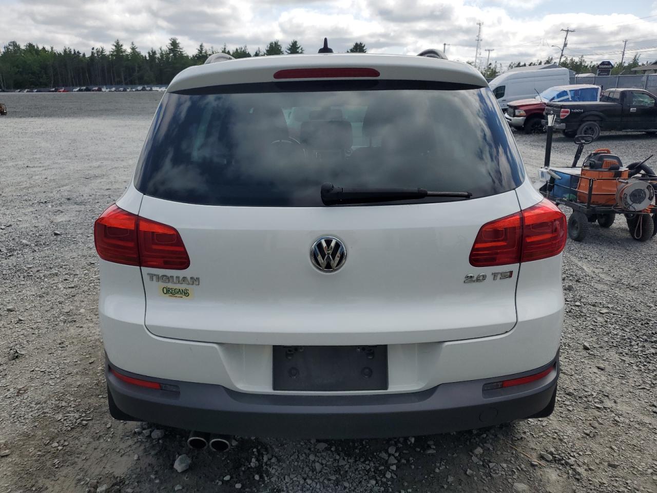 2016 Volkswagen Tiguan Trendline VIN: WVGHV7AX8GW009377 Lot: 65214795