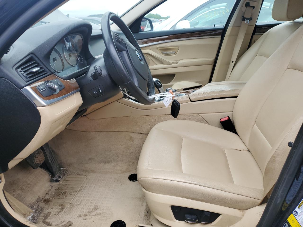 2013 BMW 528 Xi VIN: WBAXH5C58DD115498 Lot: 64618685