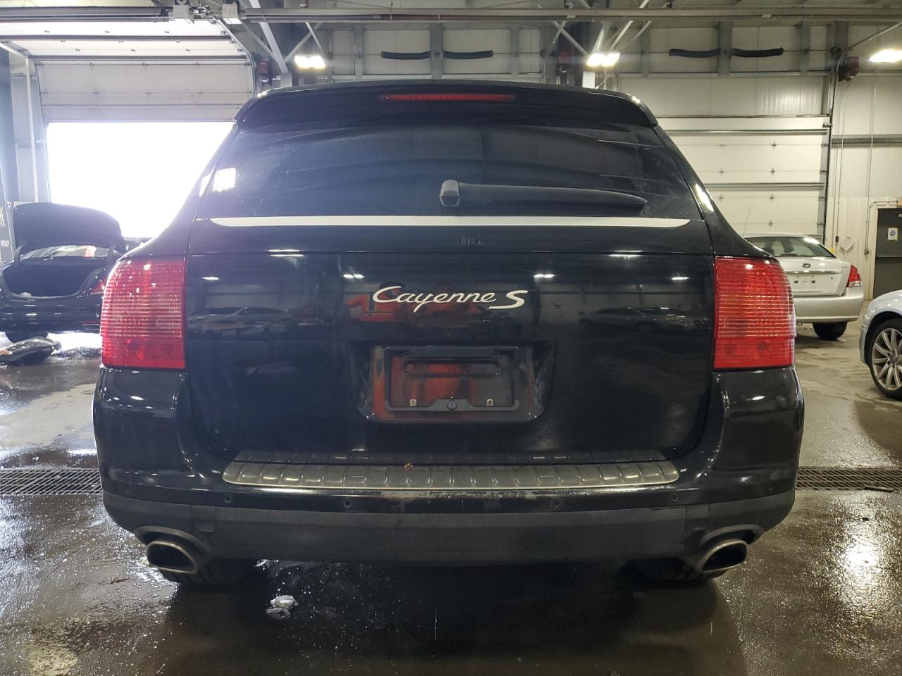 2004 Porsche Cayenne S VIN: WP1AB29P64LA76724 Lot: 63782545