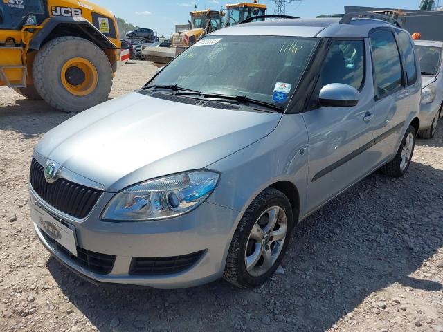 SKODA ROOMSTER S 2012