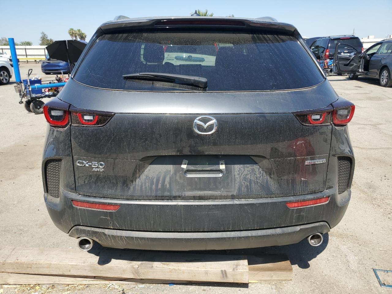 2024 Mazda Cx-50 Premium VIN: 7MMVABDM9RN195074 Lot: 63266805