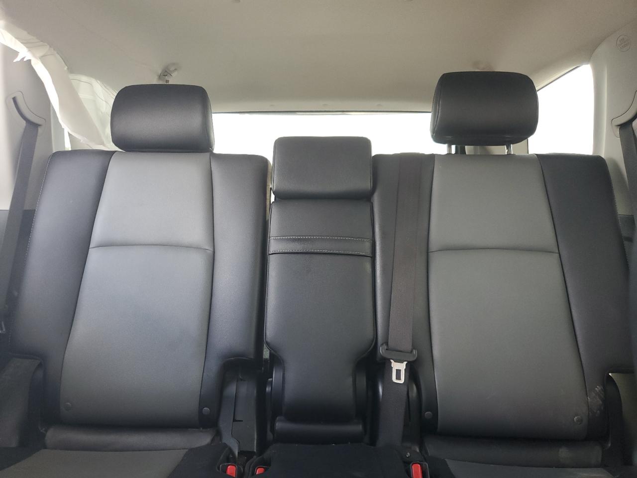 2021 Toyota 4Runner Sr5/Sr5 Premium VIN: JTENU5JR2M5922617 Lot: 64374555