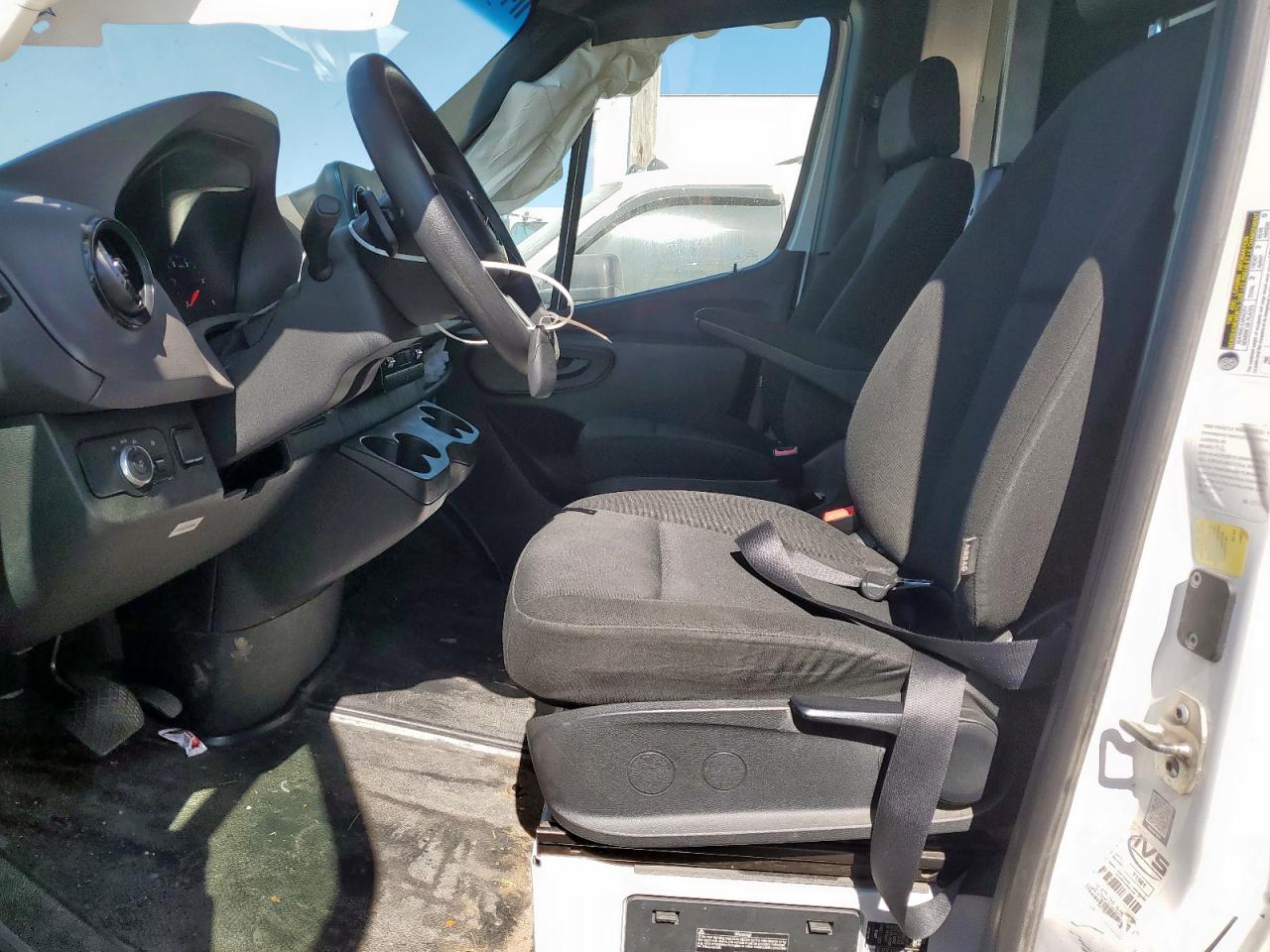 w1y4dchy8nt088881 W1Y4DCHY8NT088881 2022 Mercedes Benz Sprinter 2 - Trucks Delivery Van