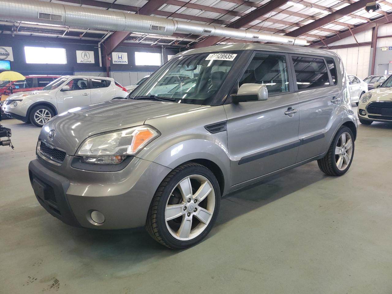 2011 Kia Soul + VIN: KNDJT2A22B7215610 Lot: 64628935