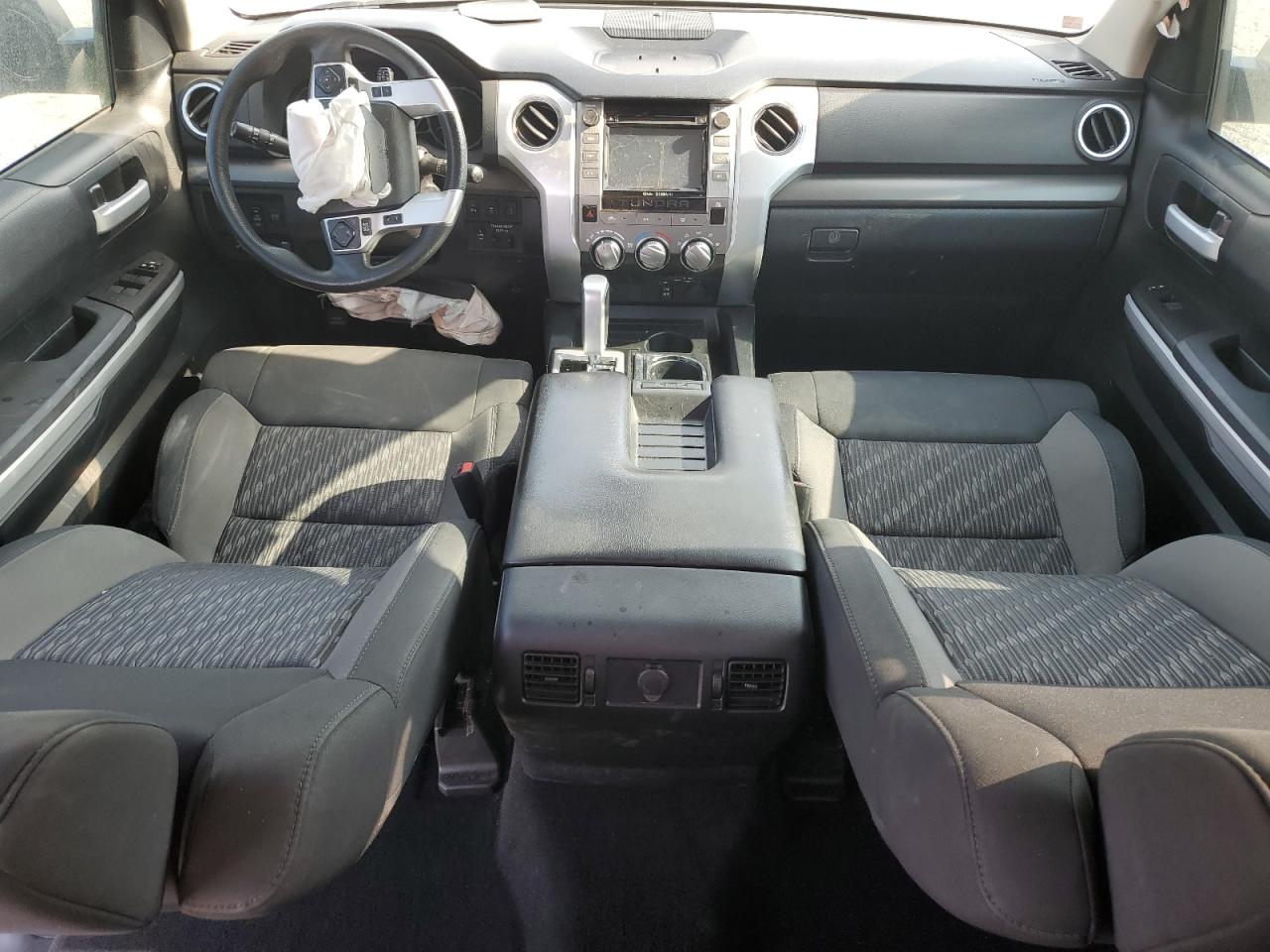 2018 Toyota Tundra Crewmax Sr5 VIN: 5TFEY5F18JX236643 Lot: 65076515