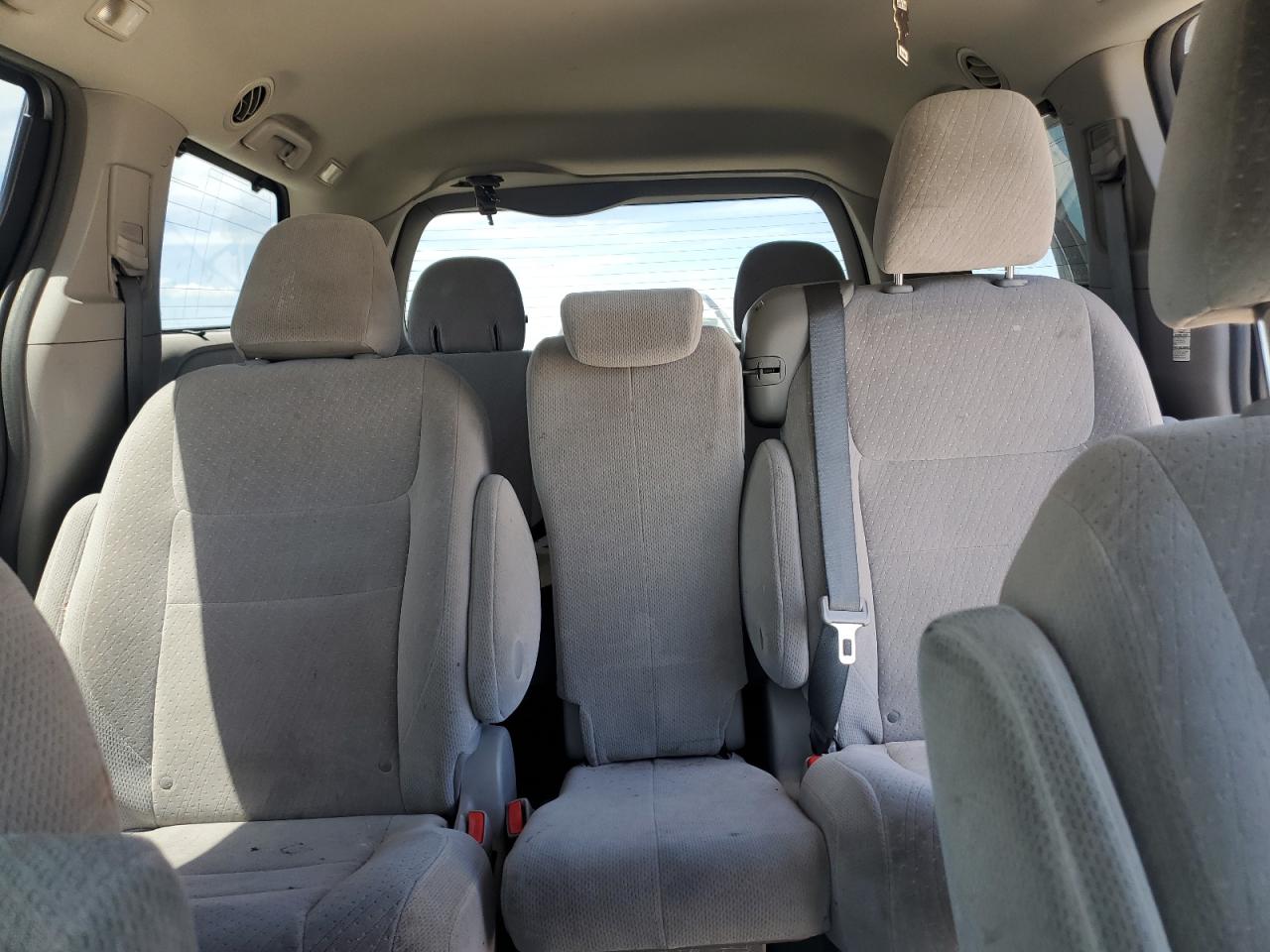 2016 Toyota Sienna Le VIN: 5TDKK3DC8GS755431 Lot: 63063585