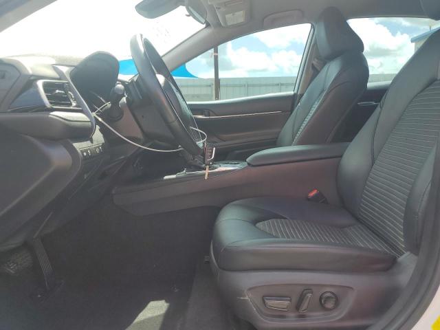  TOYOTA CAMRY 2020 White