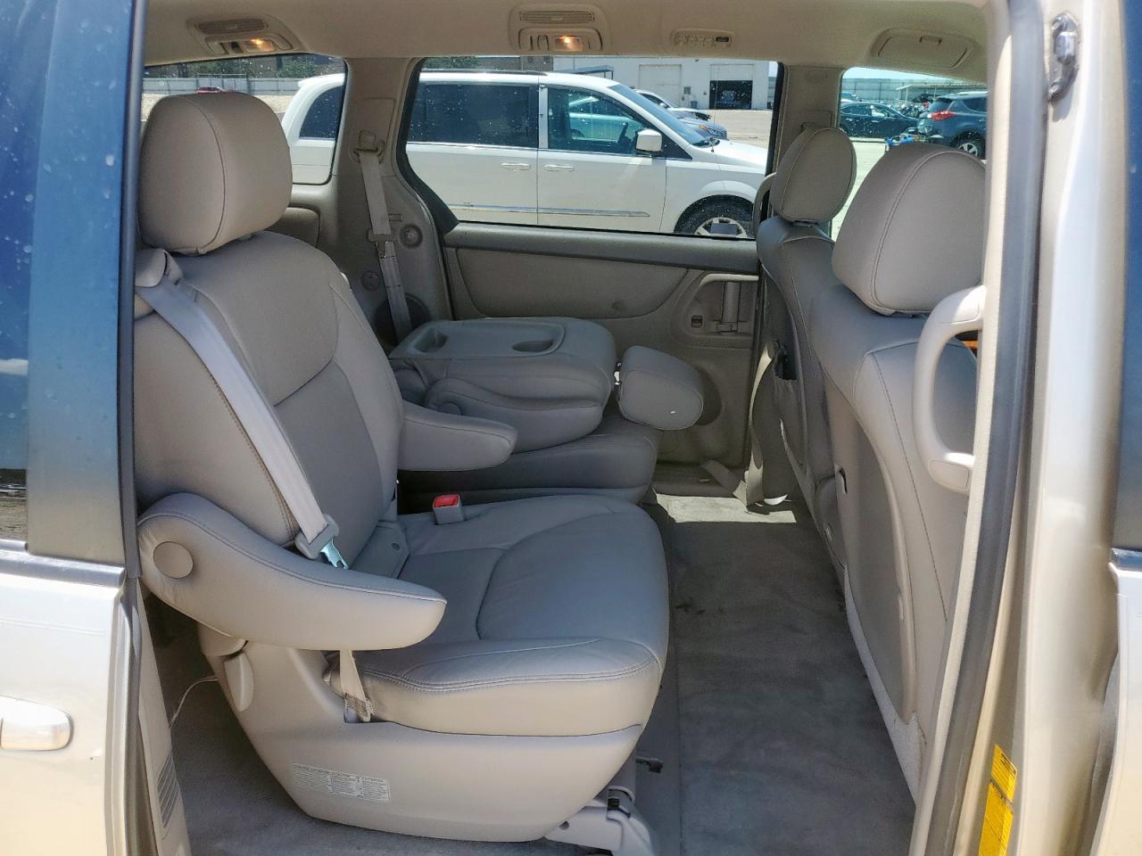 2006 Toyota Sienna Xle VIN: 5TDZA22C56S536827 Lot: 63930175