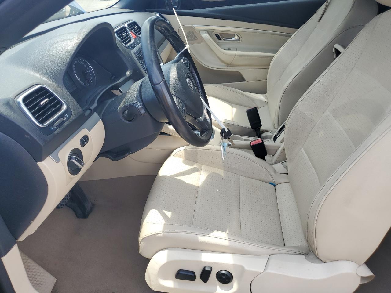 2012 Volkswagen Eos Komfort VIN: WVWBW7AH5CV001169 Lot: 63636325
