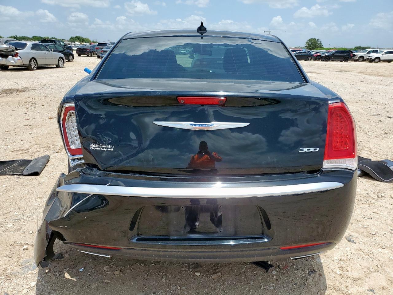 2018 Chrysler 300 Touring VIN: 2C3CCAAG8JH279138 Lot: 64504845