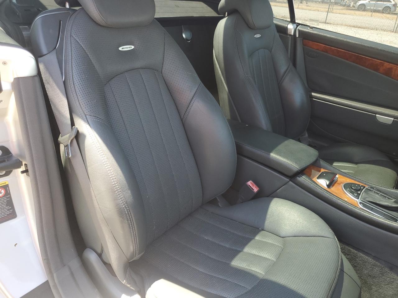 2005 Mercedes-Benz Sl 55 Amg VIN: WDBSK74FX5F089752 Lot: 66136845