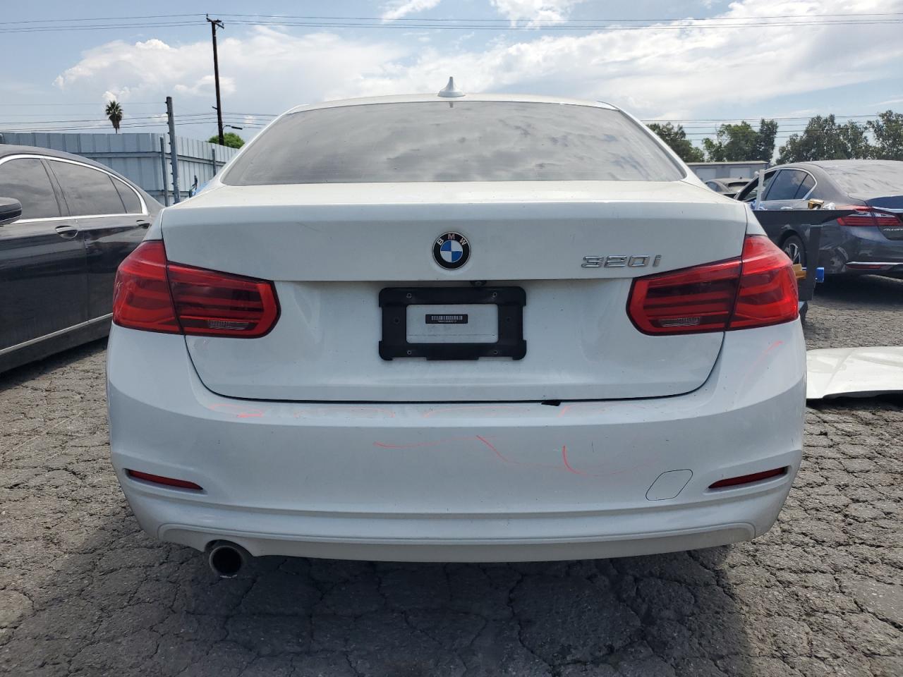 2018 BMW 320 I VIN: WBA8A9C59JK623129 Lot: 65276895