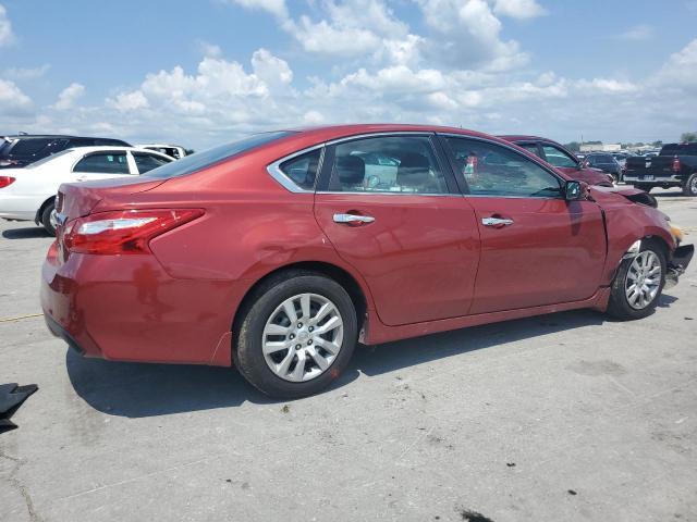 Седани NISSAN ALTIMA 2016 Червоний