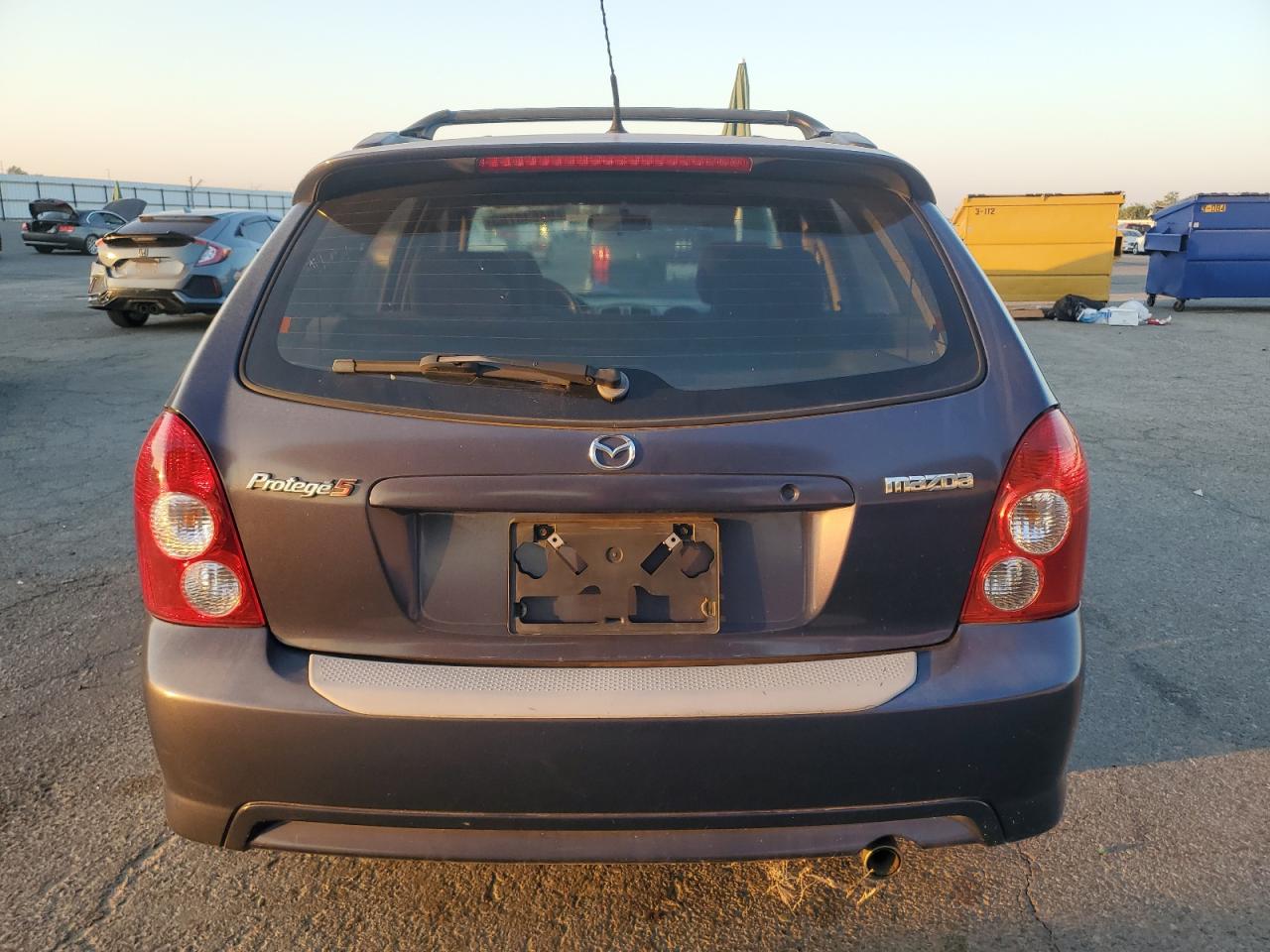 2002 Mazda Protege Pr5 VIN: JM1BJ245X21505676 Lot: 64638765