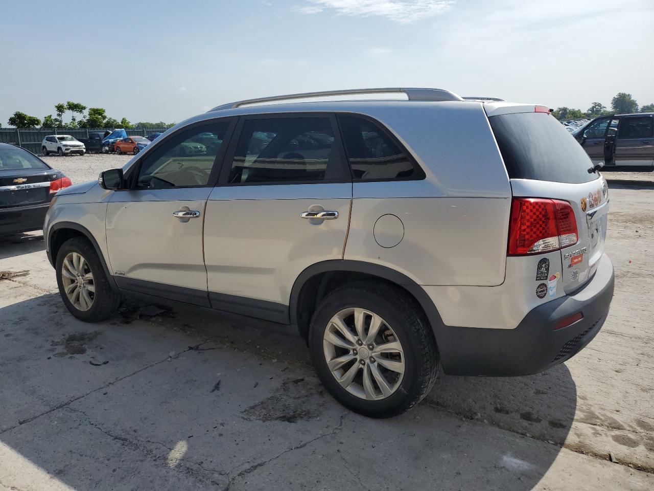 2011 Kia Sorento Base VIN: 5XYKTDA25BG045536 Lot: 65507455