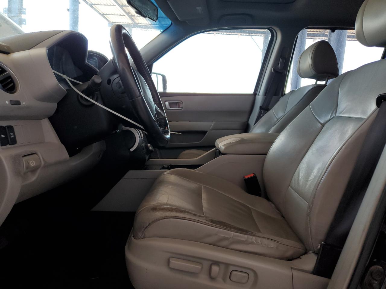 2011 Honda Pilot Touring VIN: 5FNYF3H94BB051155 Lot: 65581805