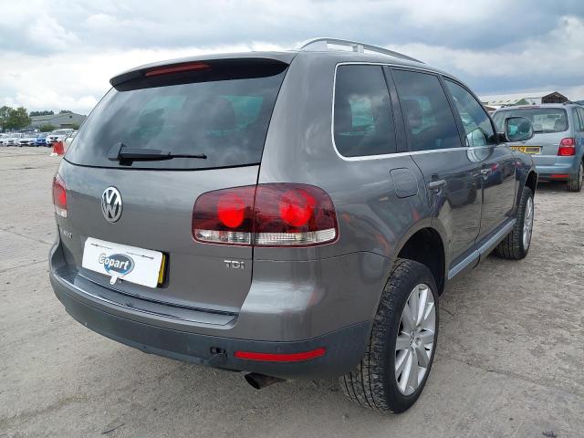 2008 VOLKSWAGEN TOUAREG SE