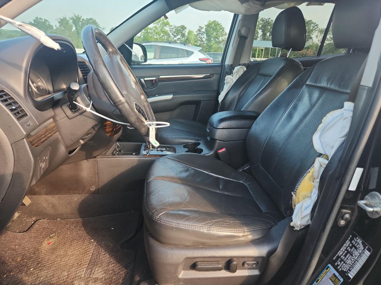 5XYZK3AB7BG014073 2011 Hyundai Santa Fe Limited