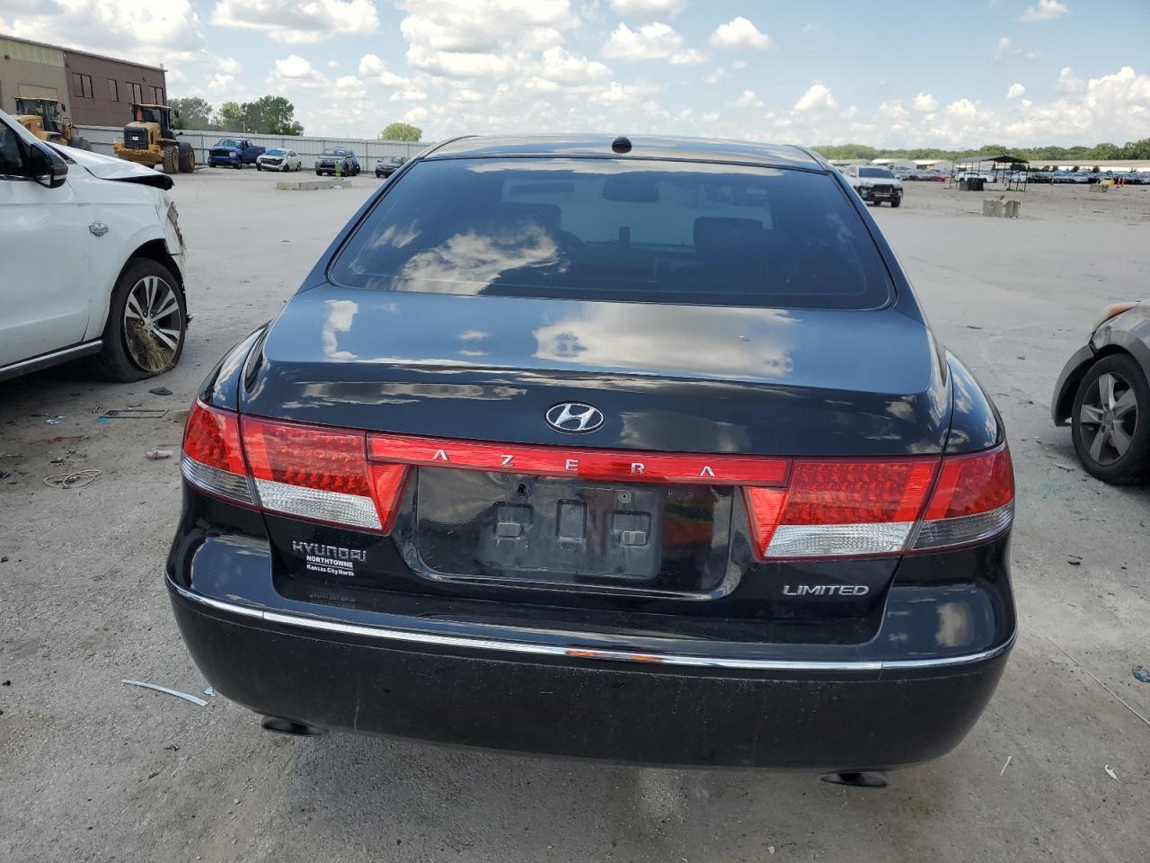 2008 Hyundai Azera Se VIN: KMHFC46F28A319776 Lot: 63757995