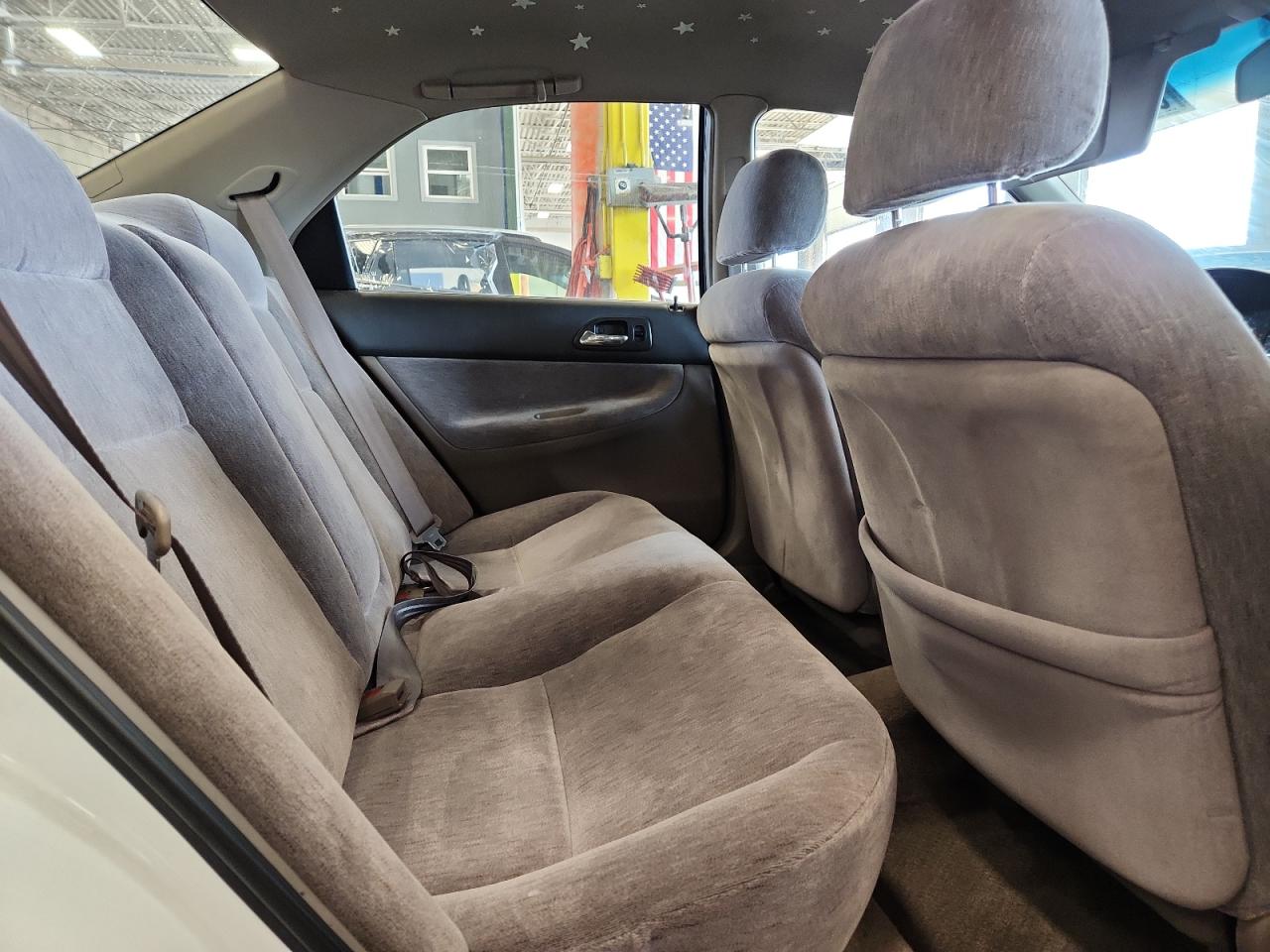 1995 Honda Accord Lx VIN: 1HGCD563XSA021839 Lot: 65275475