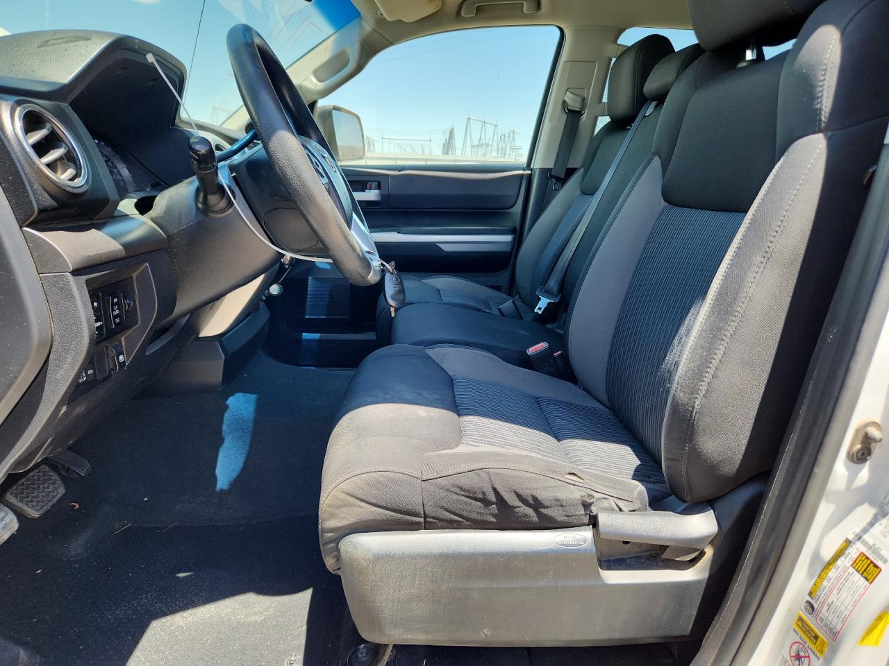 2016 Toyota Tundra Crewmax Sr5 VIN: 5TFEY5F19GX207466 Lot: 64333855