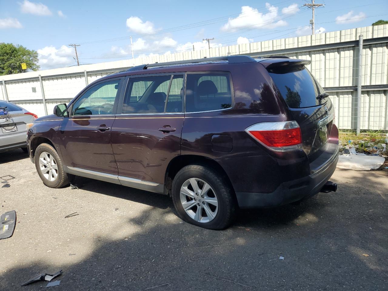 2011 Toyota Highlander Base VIN: 5TDZK3EH7BS029920 Lot: 66487285