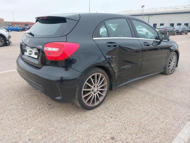 2013 MERCEDES BENZ A180 BLUE-