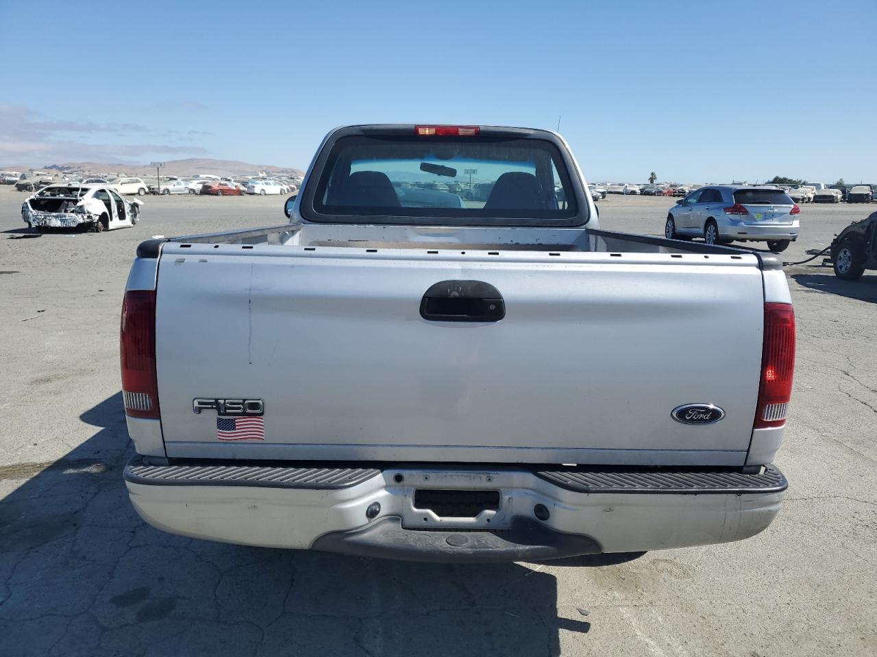 2002 Ford F150 VIN: 1FTRF17262NA75519 Lot: 64117805