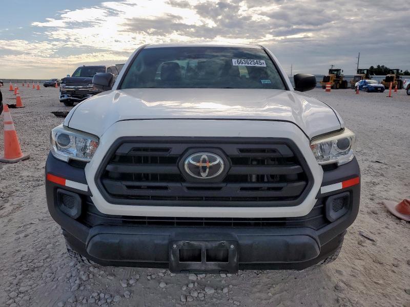  TOYOTA TACOMA 2019 Biały