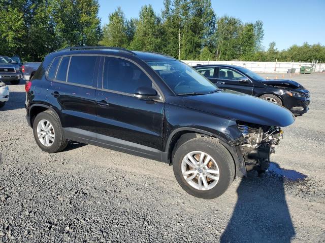  VOLKSWAGEN TIGUAN 2015 Черный