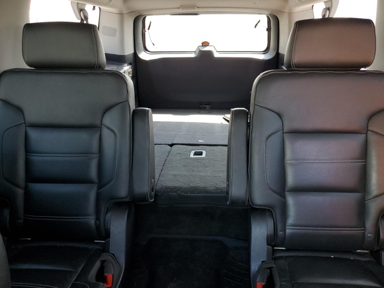 2015 GMC Yukon Xl Denali VIN: 1GKS2JKJ3FR290998 Lot: 63704875