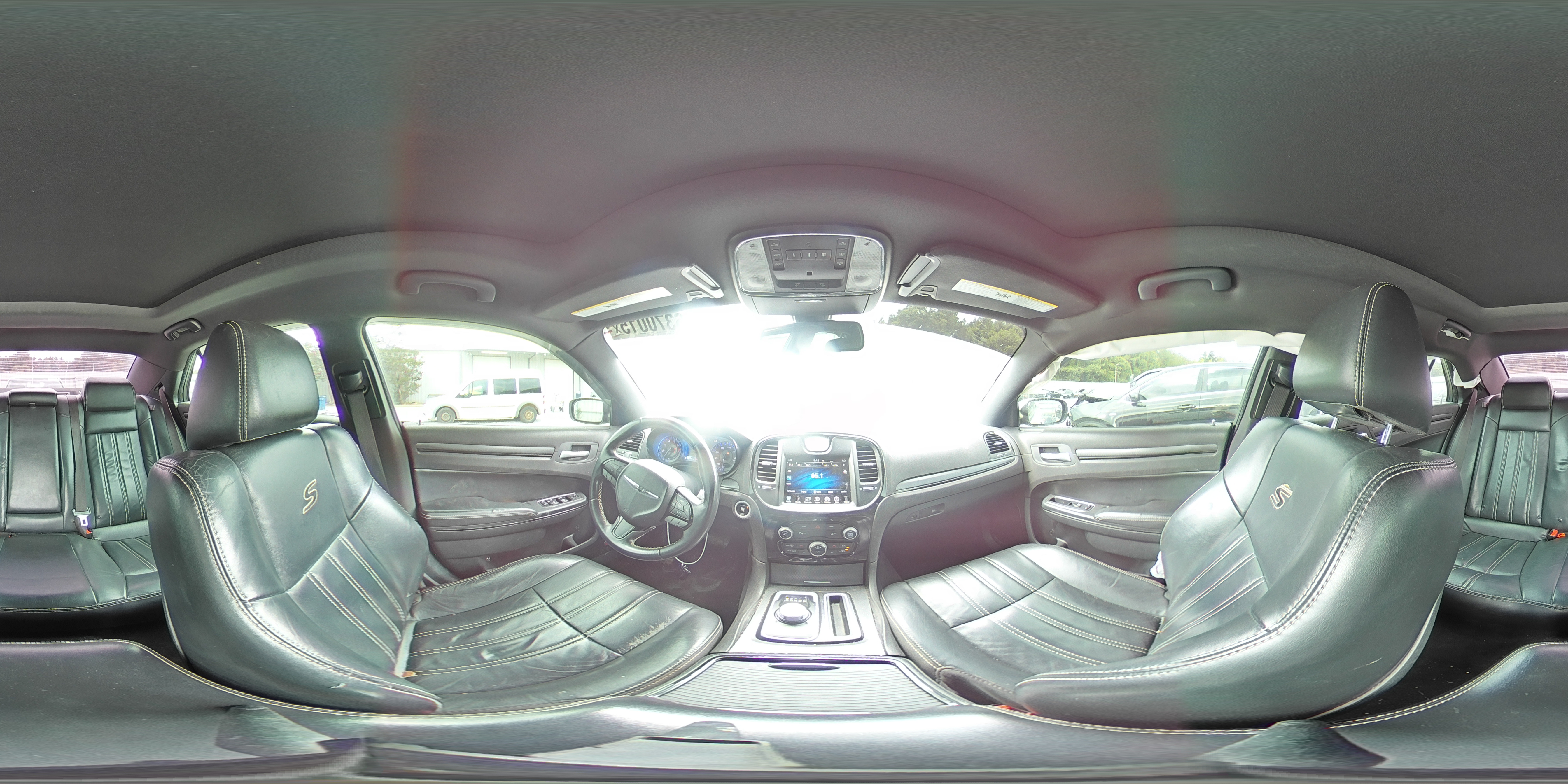 2015 Chrysler 300 S VIN: 2C3CCAGG3FH773129 Lot: 66370015