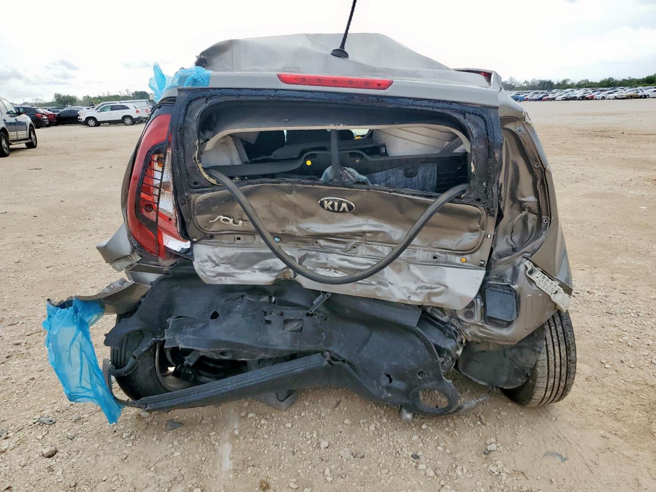 2016 Kia Soul VIN: KNDJN2A27G7283791 Lot: 65642055