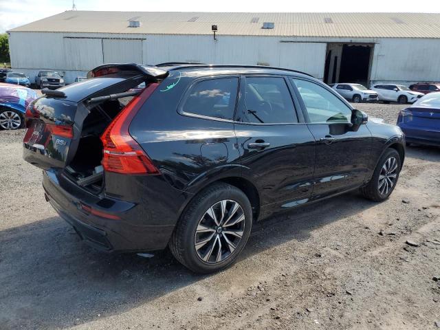  VOLVO XC60 PLUS 2023 Czarny