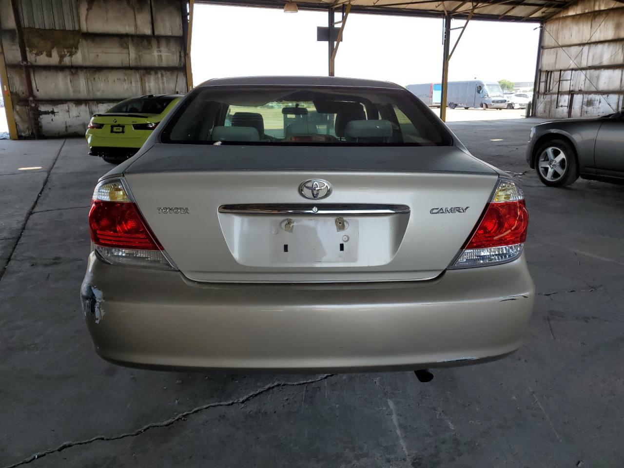 2005 Toyota Camry Le VIN: 4T1BE32K85U984018 Lot: 64842255