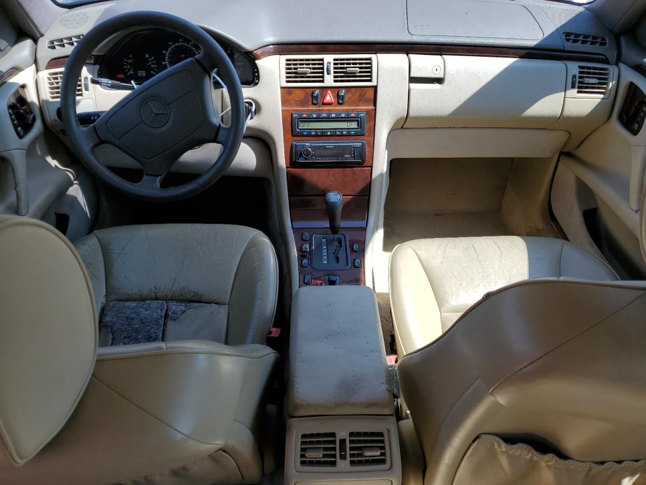 1996 Mercedes-Benz E 320 VIN: WDBJF55F8TJ009202 Lot: 64995815