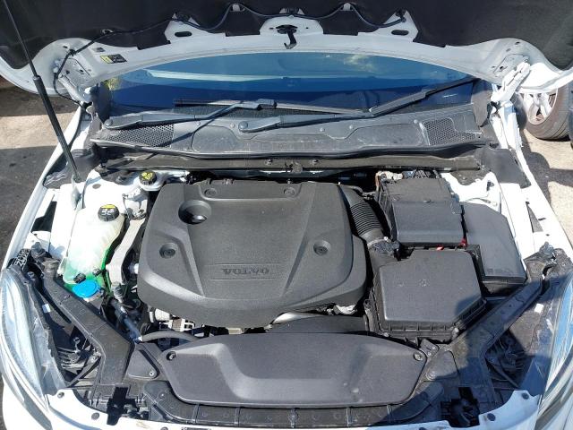 2018 VOLVO V40 R-DESI