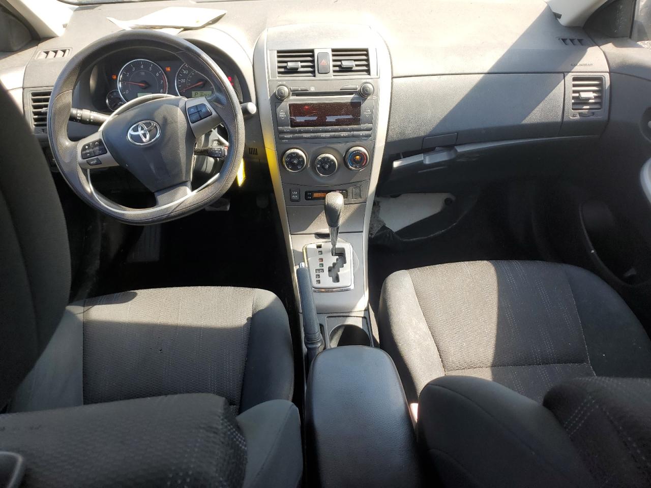 2011 Toyota Corolla Base VIN: 2T1BU4EEXBC738843 Lot: 64796475