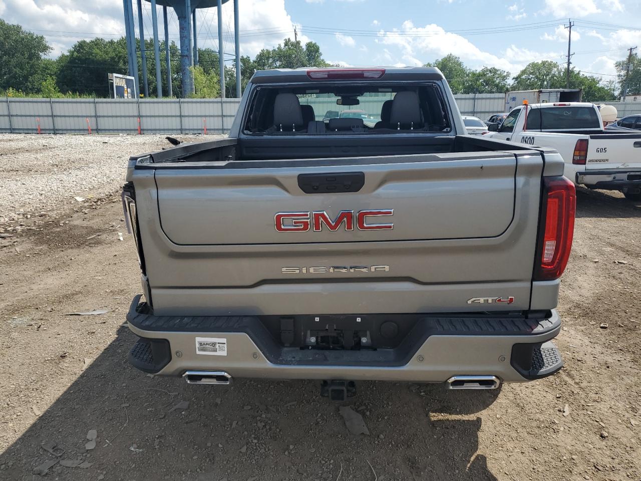 2025 GMC Sierra K1500 At4 VIN: 1GTUUEEL8SZ275877 Lot: 62586685