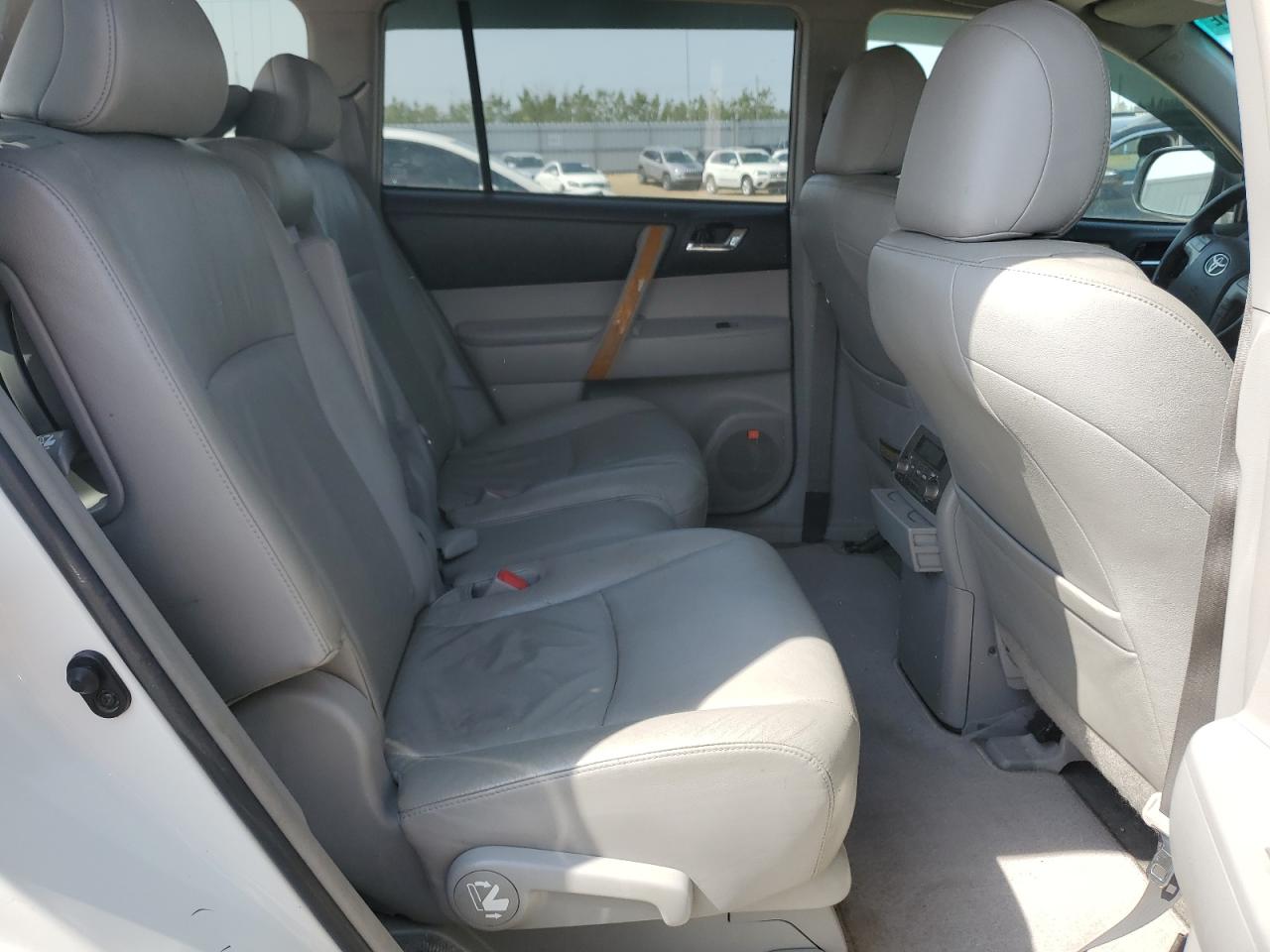 2009 Toyota Highlander Hybrid Limited VIN: JTEEW44AX92026018 Lot: 65544815