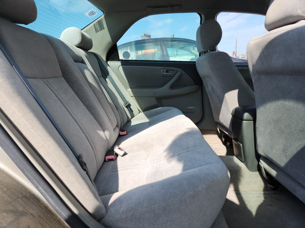 1999 Toyota Camry Le VIN: JT2BF28K1X0212417 Lot: 63939095
