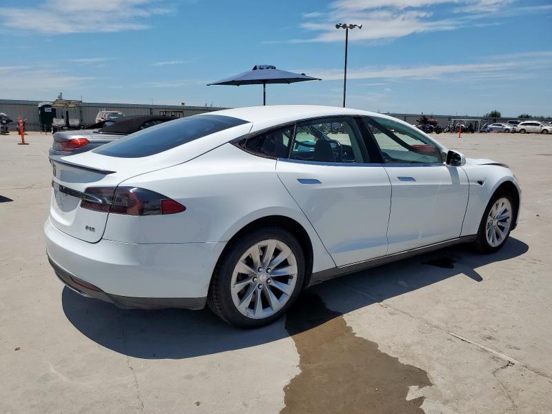 Hatchbacks TESLA MODEL S 2013 Biały