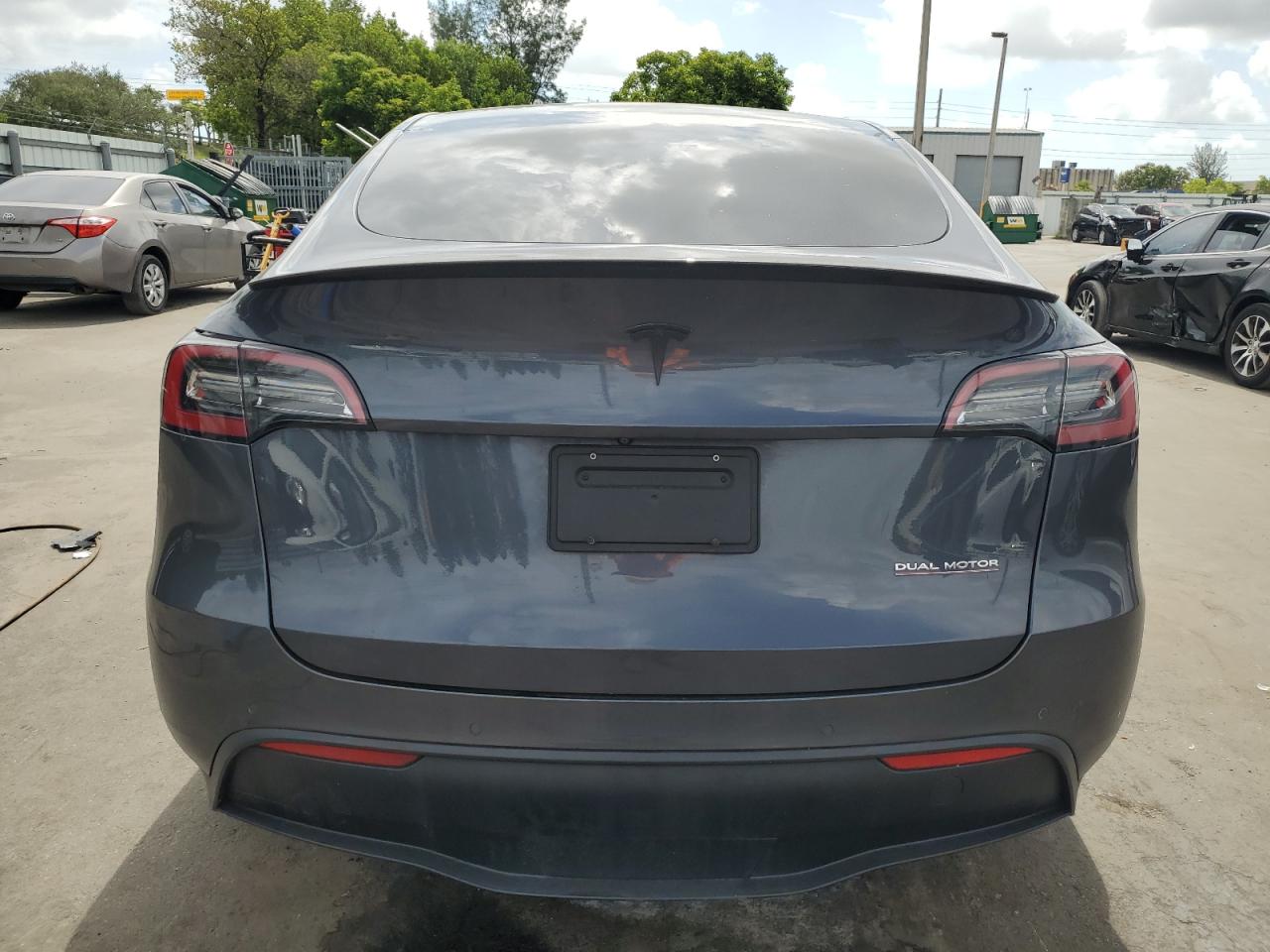 2022 Tesla Model Y VIN: 7SAYGDEF7NF366990 Lot: 66328255